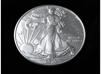 2019 U.S. Silver Eagle Dollar, Uncirculated, 1 Troy Oz., .999