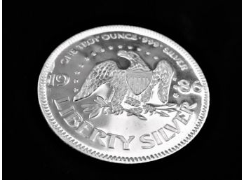 1986 A-Mark 1 Troy Ounce Silver Round, .999