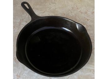 9' Cast Iron Skillet