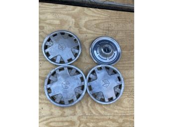 Lot Of 4 Vintage Hubs