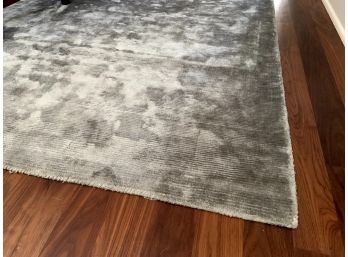 High Quality Tencel Rug - Grey With Blue And Green Undertones