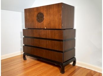 A Mid Century Modern Lacquer Veneer Chinoiserie Chest With 3 Drawers Circa 1967 By Modernaire Furniture