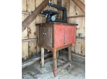 A Vintage Craftsman Table Saw