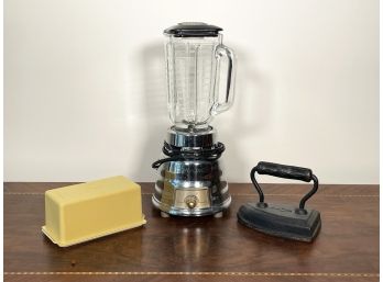 A Vintage Kitchen Assortment