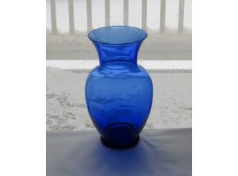 Beautiful Large 11' Tall Cobalt Blue Glass Vase-perfect For Those Spring And Summer Bouquets!