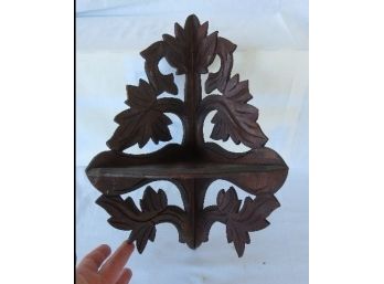 19th C. Victorian Era Carved Walnut Corner Shelf In Oak Leaves Pattern Original Finish