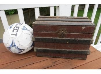 The Smallest Victorian Child Size Slatted Steamer Trunk 9' X 6' X 12' We've Ever Seen! Salesman Sample?