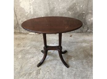 Small Antique Oval Side Table, Paalman Furniture Co.
