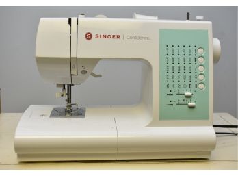 Singer Confidence Sewing Machine