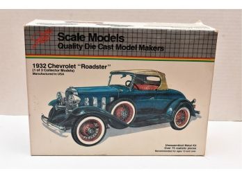 JLE Scale Models Quality Die Cast Model Makers 1932 Chevrolet Roadster