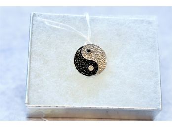 14kt White Gold Ying And Yang Pendant