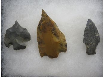 Lot Of 3 Arrowheads