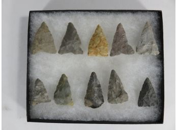 Lot Of 10 Arrowheads