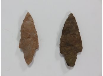 Lot Of 2 Arrowheads