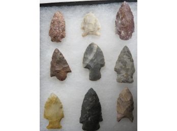 Lot Of 9 Arrowheads