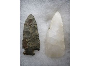 Lot Of 2 Arrowheads