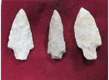 Lot Of 3 Arrowheads