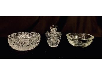 Vintage Crystal Table Lighter And Ashtrays