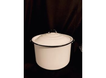 Large Vintage Enamel Stock Pot