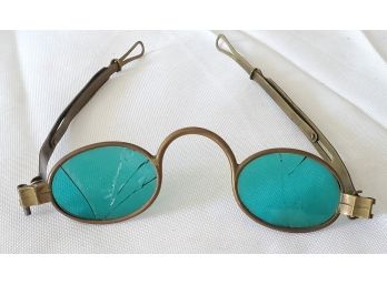 Awesome Antique 1800s Steampunk Pair Of Sunglasses With Green Lenses & Adjustable Arms