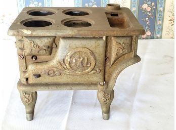 Vintage IXL Fellows Brand Salesman Sample Cast Iron Wood Stove