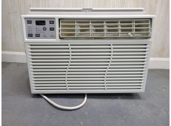 GE Air Conditioning Window Unit With Remote Control