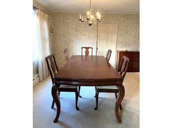 Magnificent Shapely Legged And Banded Top Dining Table With 5 Chairs*