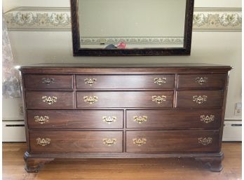 Ethan Allen Dresser - Classic Americana Style