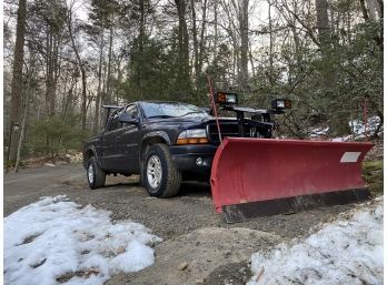 2002 Dodge Dakota Sport II Quad Cab V8 Magnum 91k Miles  - 5 Speed 4x4 With Western Plow