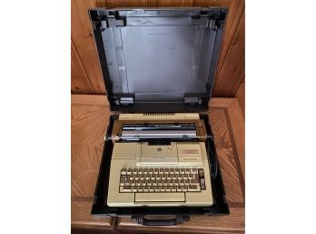 Vintage Smith Corona Vantage Typewriter