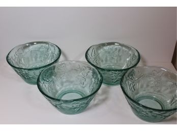 Set Of 4 Vintage Heavy Glass Dessert Bowls With Grape Vine Design