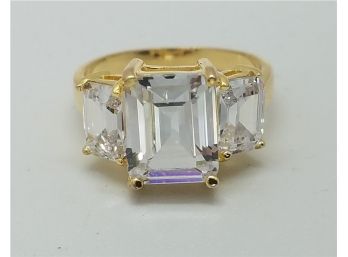 Lovely Vintage Size 7 Gold Plated Ring With Large Rhinestones