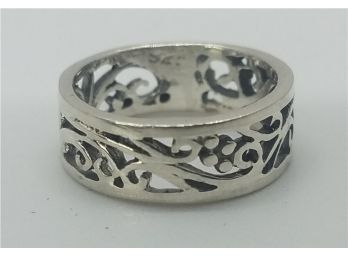 Vintage Size 4 Sterling Silver Child's Ring With A Whimsical Design