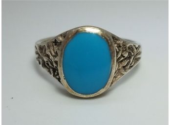 Vintage Sterling Silver Size 7 Ring With A Blue Turquoise Stone