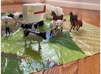 Farm Play Mat With Cows Horses Trailer And Fencing. A Few Breyer Horses