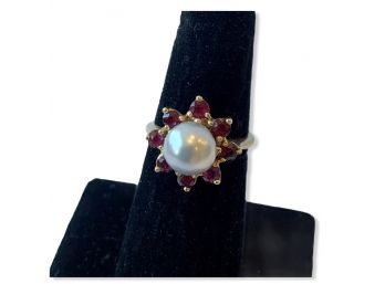 14k Gold Gray Pearl & Garnet Ring Size 6.5