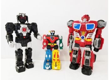 Three Battery Operated Robots Including Voltron!