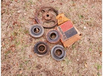 Assortment Of Antique & Vintage Gears &  Pulleys