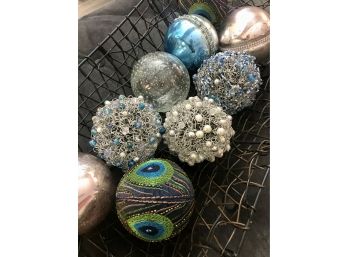 Large PIER ONE Decorative Woven Tray And Spheres