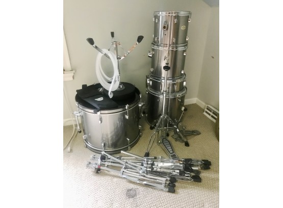 Pearl Performance Series Drum Set (no Cymbals)