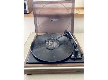 Vintage Lloyds Model 2Y16-08A Turntable