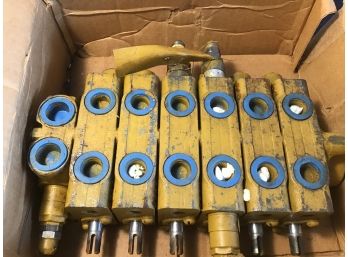 Husco 6 Spool Control Backhoe Valve