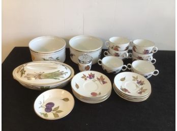 Royal Worcester Evesham Porcelain Dish Set