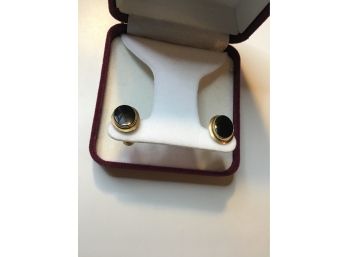 Vintage 14K Gold Black Onyx  Screw On Ear Rings