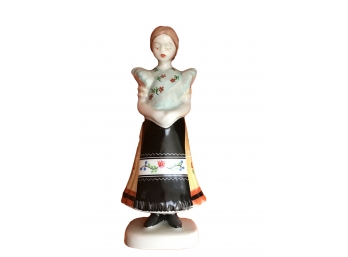 Hollahaza Hungary 1834, Porcelain Traditional Woman