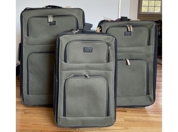 Chaps 3 PC Set Of Luggage