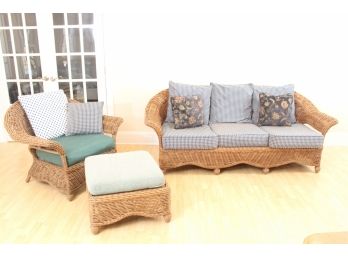 Lovely Indoor Rattan And Wicker Sunroom Set