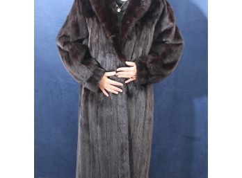 Beautiful Full Length Black Mink Female Fur Coat By Harpers Furs