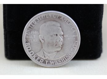 1946 Booker Washington Commemorative  Silver Half Dollar Coin