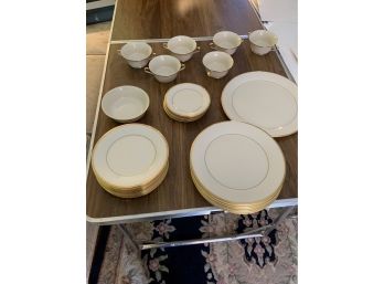 30 Piece Lenox Eternal Set